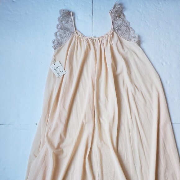 Vintage Claire Sandra by Lucie Ann Lace Peach Lingerie Nightgown - Picture 5 of 15